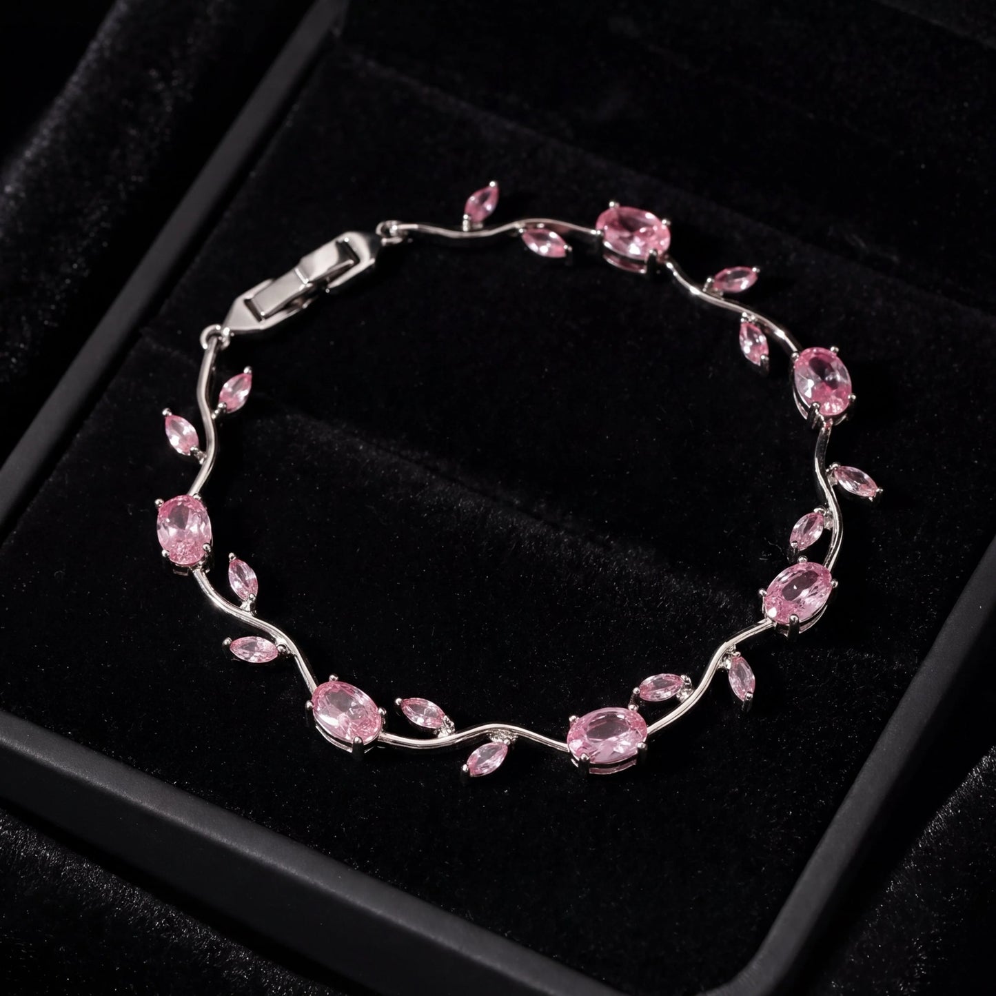 Floral Tulip Bracelet 🌷